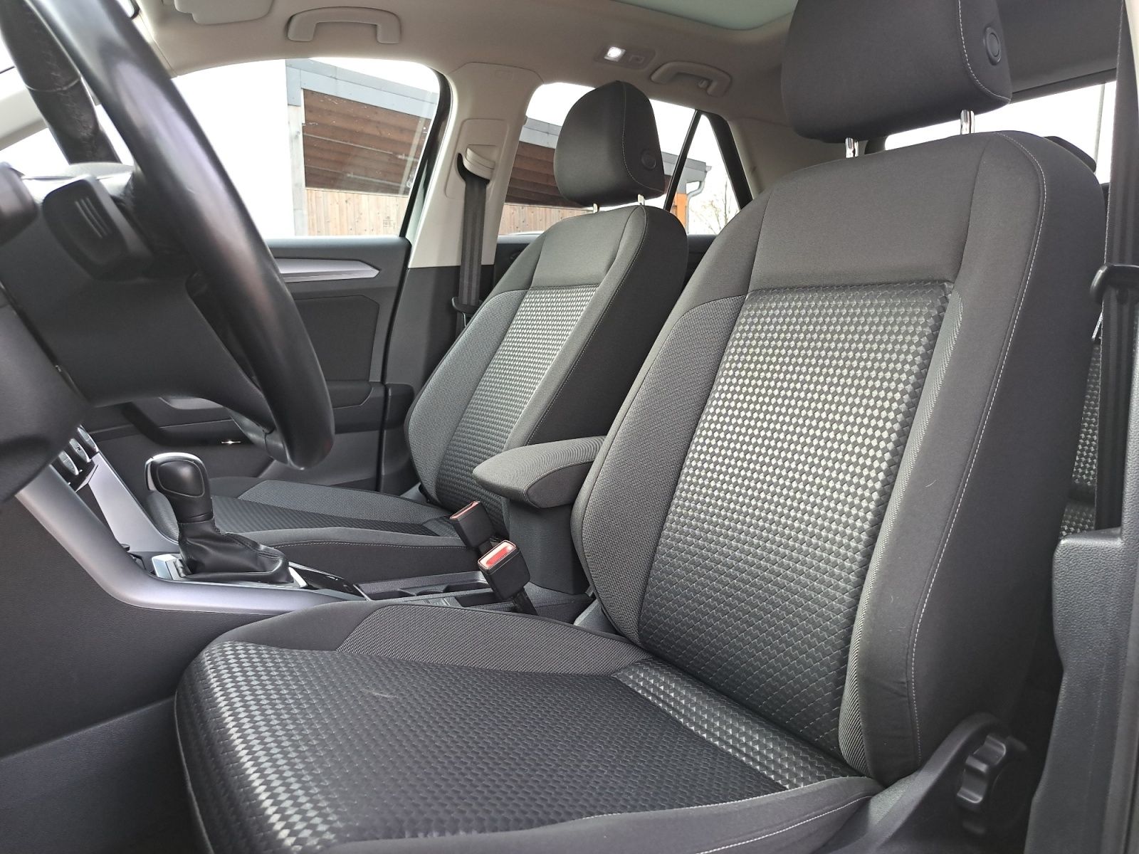 Volkswagen T-Roc - Bild 19