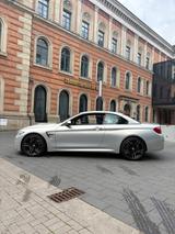 BMW M4 Cabrio 1.Hand Scheckheft - BMW M4