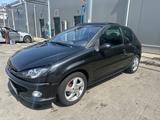 Peugeot 206 1.4 Benziner  - Peugeot 206 aus 2004: 1.4