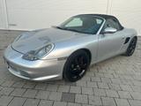 Porsche Boxster 2.7 super gepflegt 2. Hand Garagenfahrz. - Porsche Boxster Gebrauchtwagen in Stuttgart
