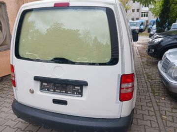 Volkswagen Caddy - 10