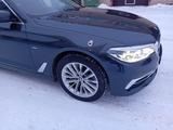 BMW 530i xDrive A - - BMW 530: Xd