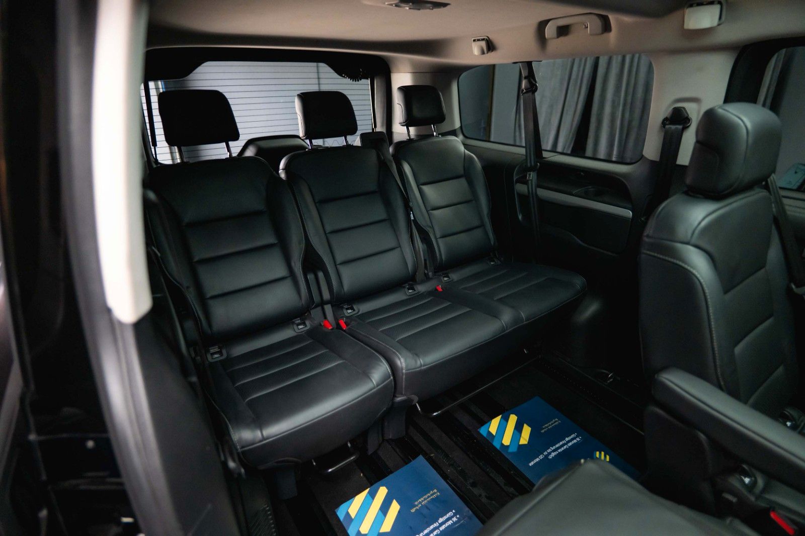 Fahrzeugabbildung Opel Zafira Life Innovation L3 Black Edition *Pano*
