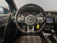 VW Golf GTI BMT Automatik Navi PDC Bi-Xenon SHZ