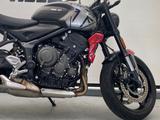 Triumph Trident 660  - TRIUMPH TRIDENT