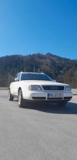 Audi A6 C4 2.8 Quattro - Audi A6 aus 1996: Kombi