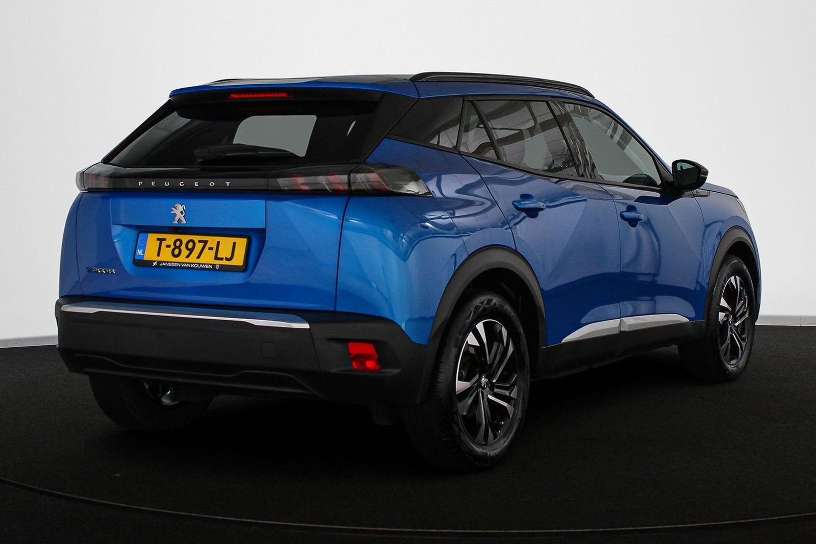Peugeot e-2008 EV Allure Pack 50 kWh imagem 3