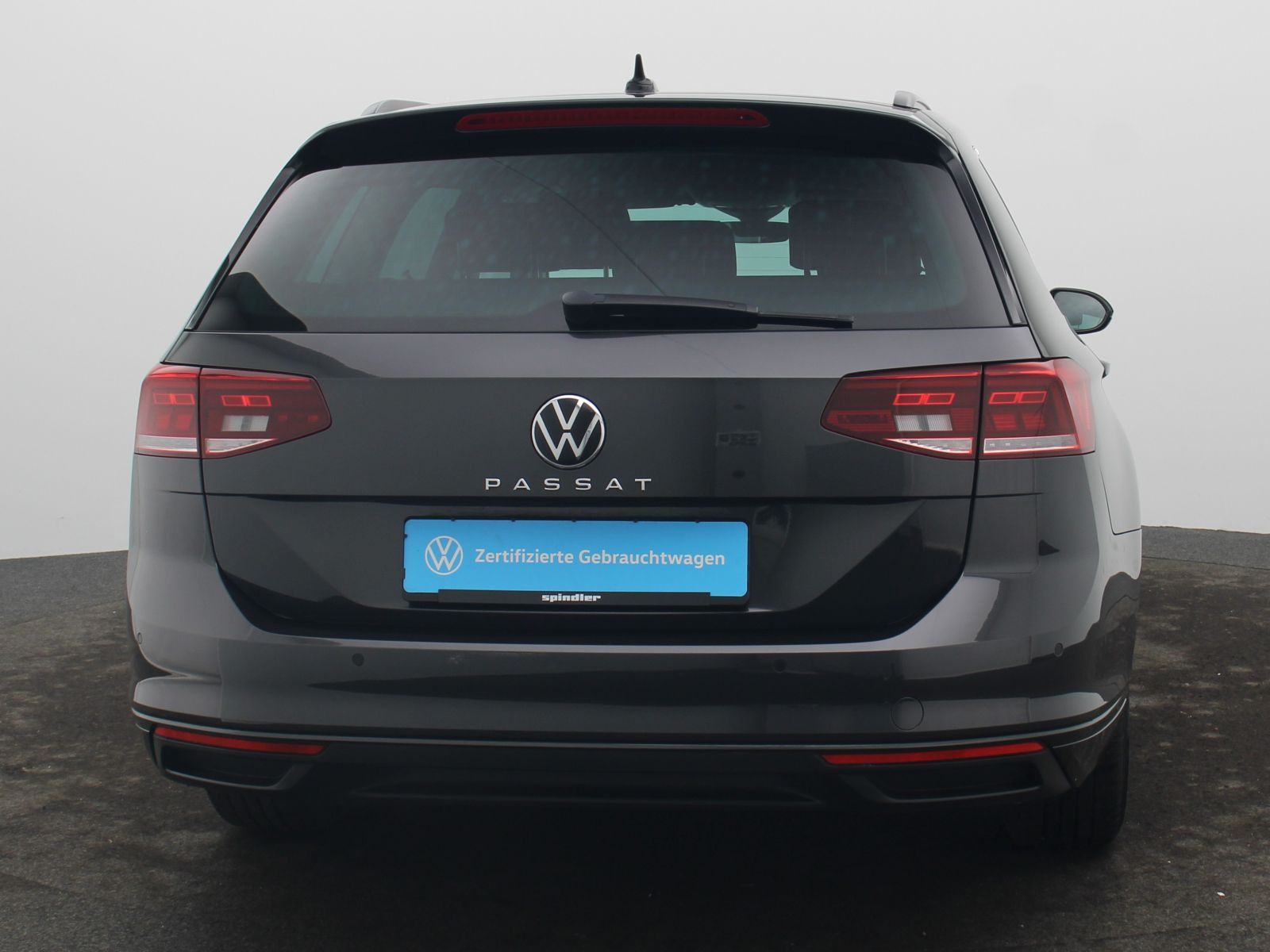 Volkswagen Passat Variant - Bild 8