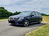 Mercedes-Benz E500 4MATIC V8 PANO - Mercedes-Benz E 500: 4matic