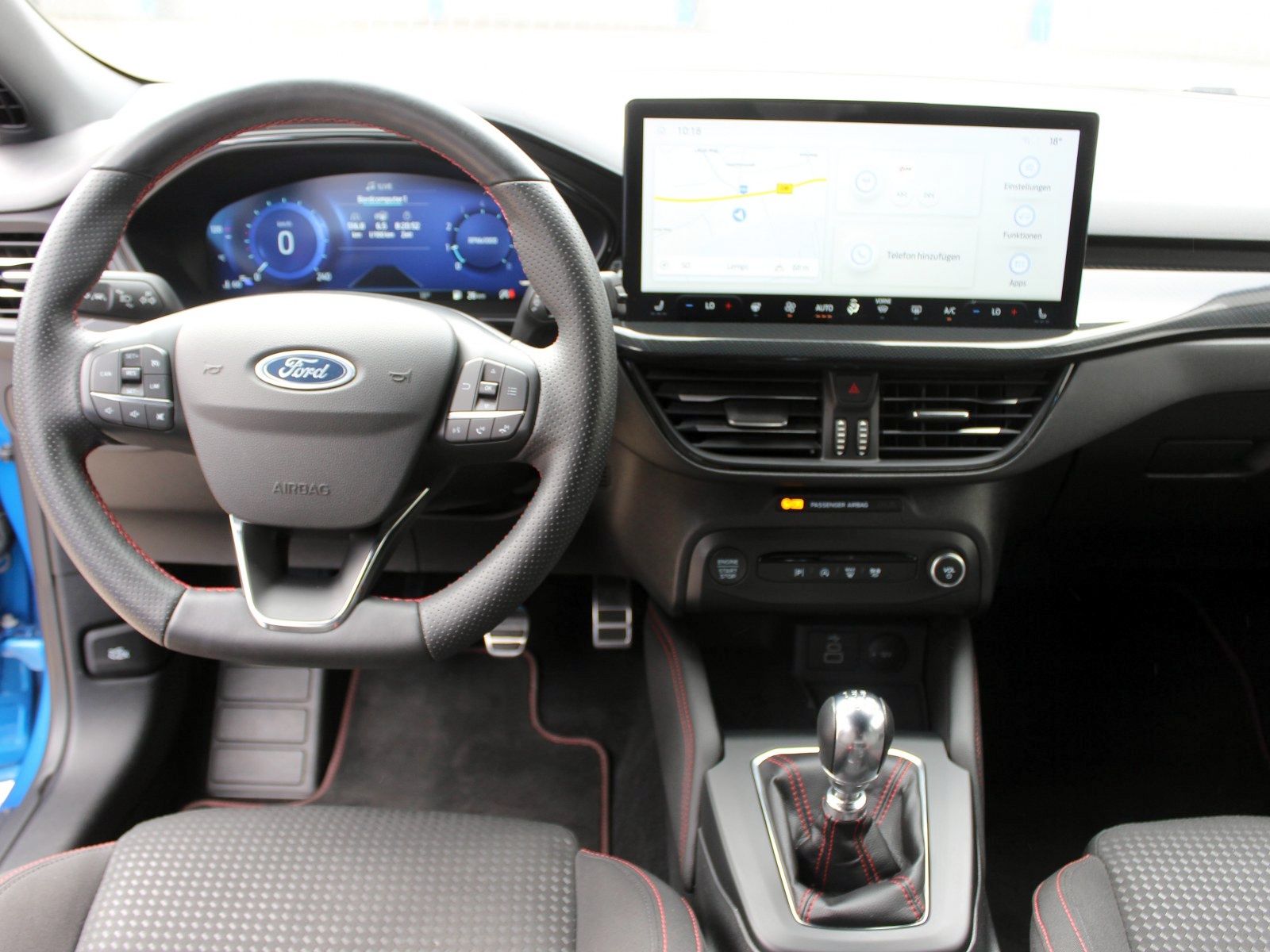 Fahrzeugabbildung Ford Focus ST-Line X 1,0 EcoBoost Mild-Hybrid