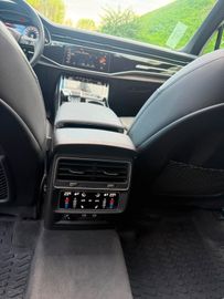 Audi Q7 - 8