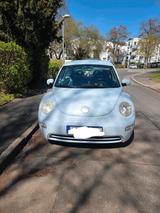 Volkswagen VW Beetle Auto - gebrauchte VW Beetle aus dem Jahr 2001