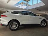 Jaguar F-Pace 25t AWD Prestige Automatik Prestige - Jaguar in Leipzig
