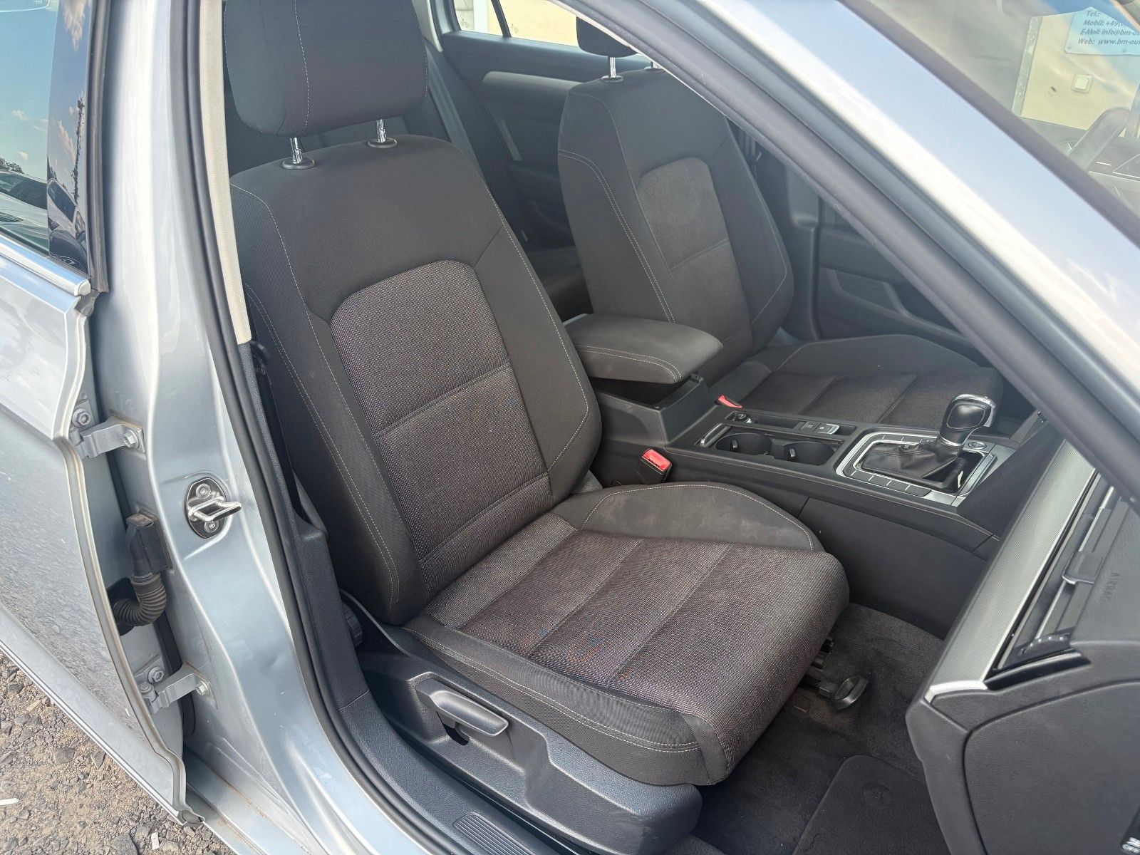 Fahrzeugabbildung Volkswagen Passat Variant 2.0 TDI DSG Navi ACC SPORTSITZE