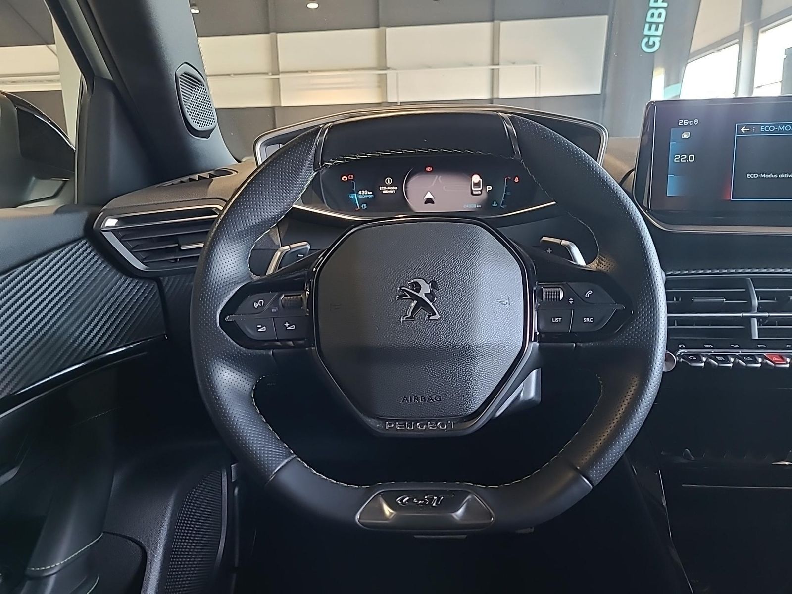 Fahrzeugabbildung Peugeot 2008 GT +180KAMERA+SHZ+NAVI+PANO+LANEASSIST+