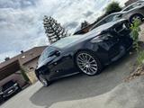 Mercedes-Benz E400 4MATIC Coupe in Adelsblau mit AMG Motor - Mercedes-Benz: Motor