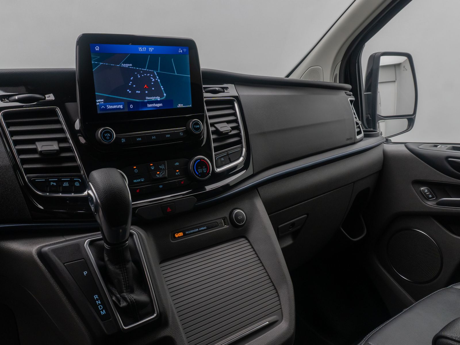 Fahrzeugabbildung Ford Custom Tourneo Active ACC Bi-Xenon DriveAss DAB