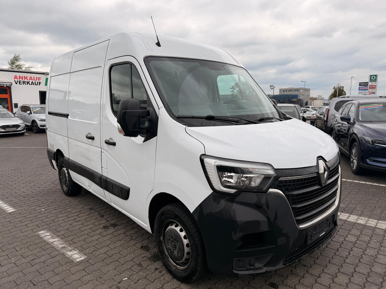 Fahrzeugabbildung Renault Master III Kasten L1H2 HKa 3,5t