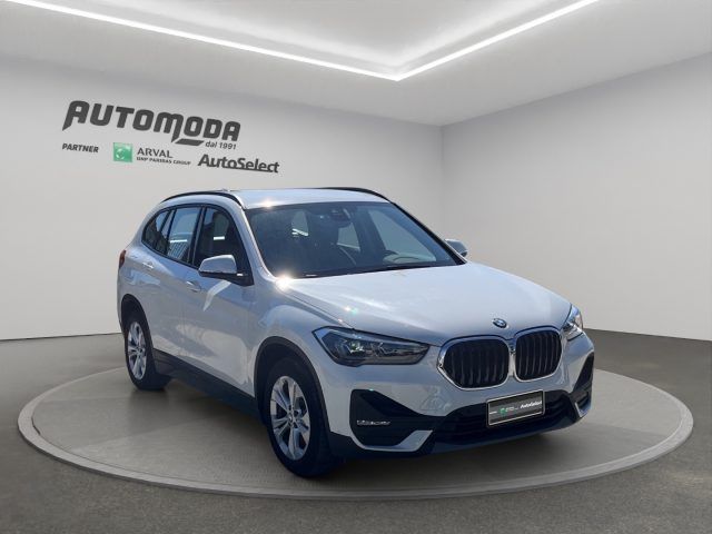 BMW X1 X Drive 25E Business Advantage automatico imagem 3