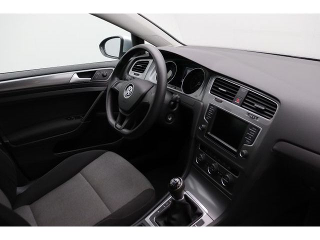 Fahrzeugabbildung Volkswagen Golf 1.6 TDI Klimaautomatik-2-Zonen SHZ