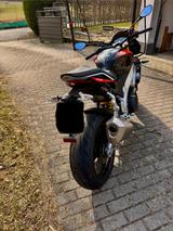 Aprilia Tuono V4 1100RR - APRILIA TUONO V4 1100