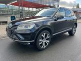 Volkswagen Touareg 3.0 V6 TDI Executive Edition  SCR Tiptr. - Volkswagen Touareg: Executive Edition