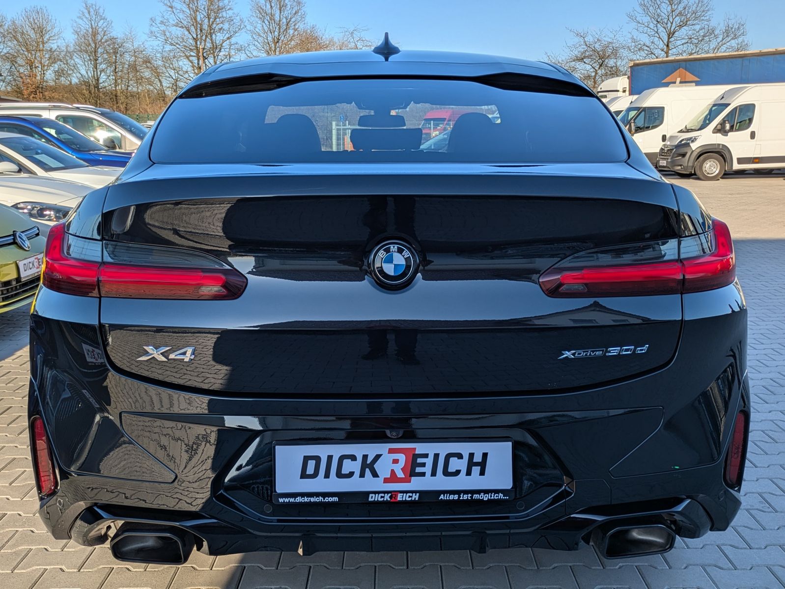 Fahrzeugabbildung BMW X4 xDrive 30 d M-Sport MATRIX*PANO*NAVI PRO*21"