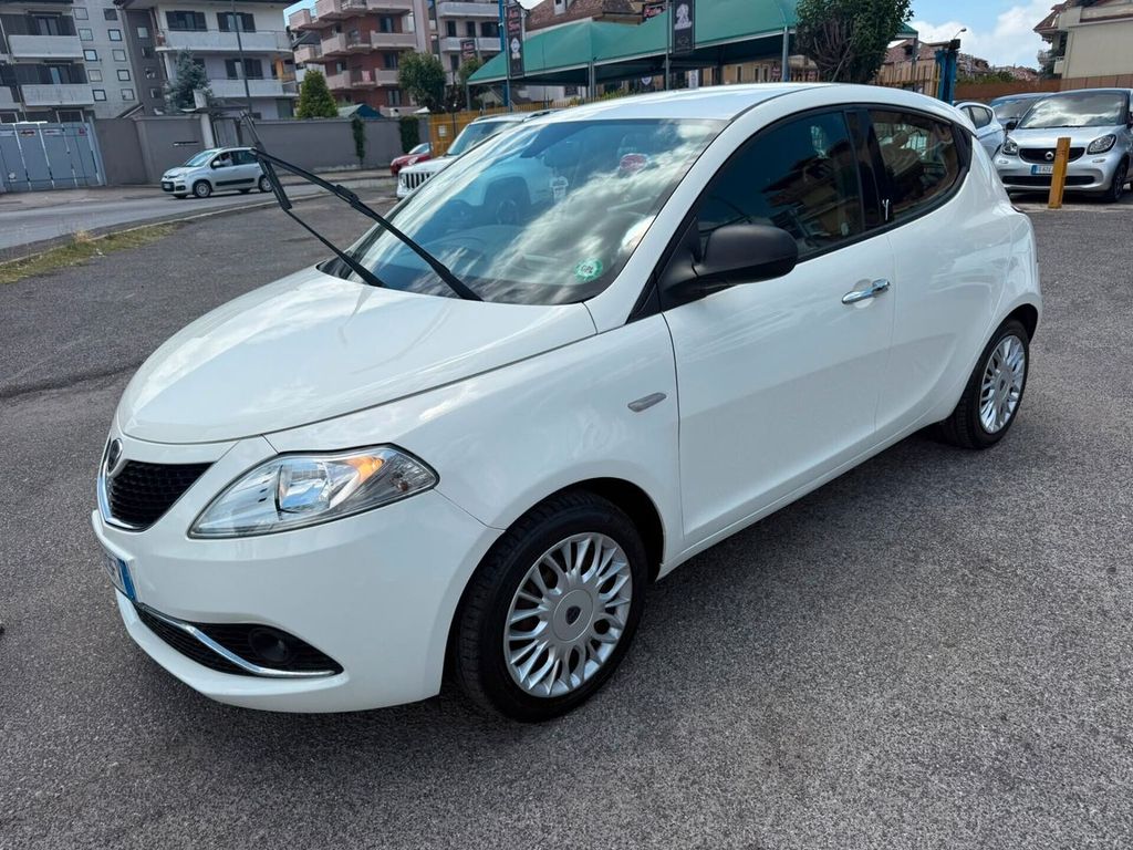 Image of Lancia Ypsilon