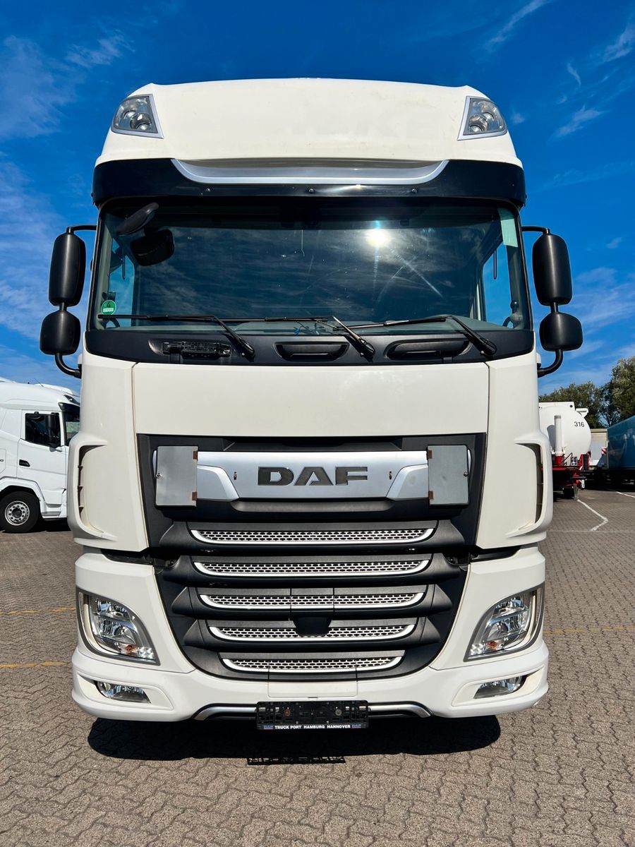 Fahrzeugabbildung DAF 2 Stück XF 530 FT mit Intarder