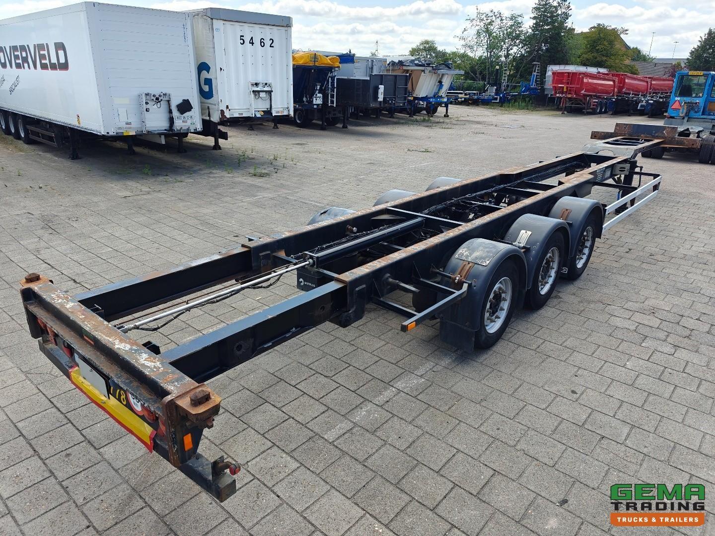 Renders RMOC 12 27CC 40/45 Fuss - Heckausleger - 5140 kg