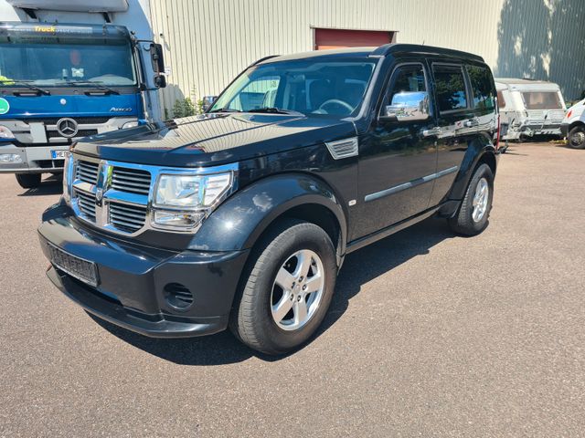 Dodge Nitro SE Klima * 1 HAND *