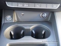 AUDI A4 Avant 2.0 TFSI S-tronic Bluetooth LED Klima