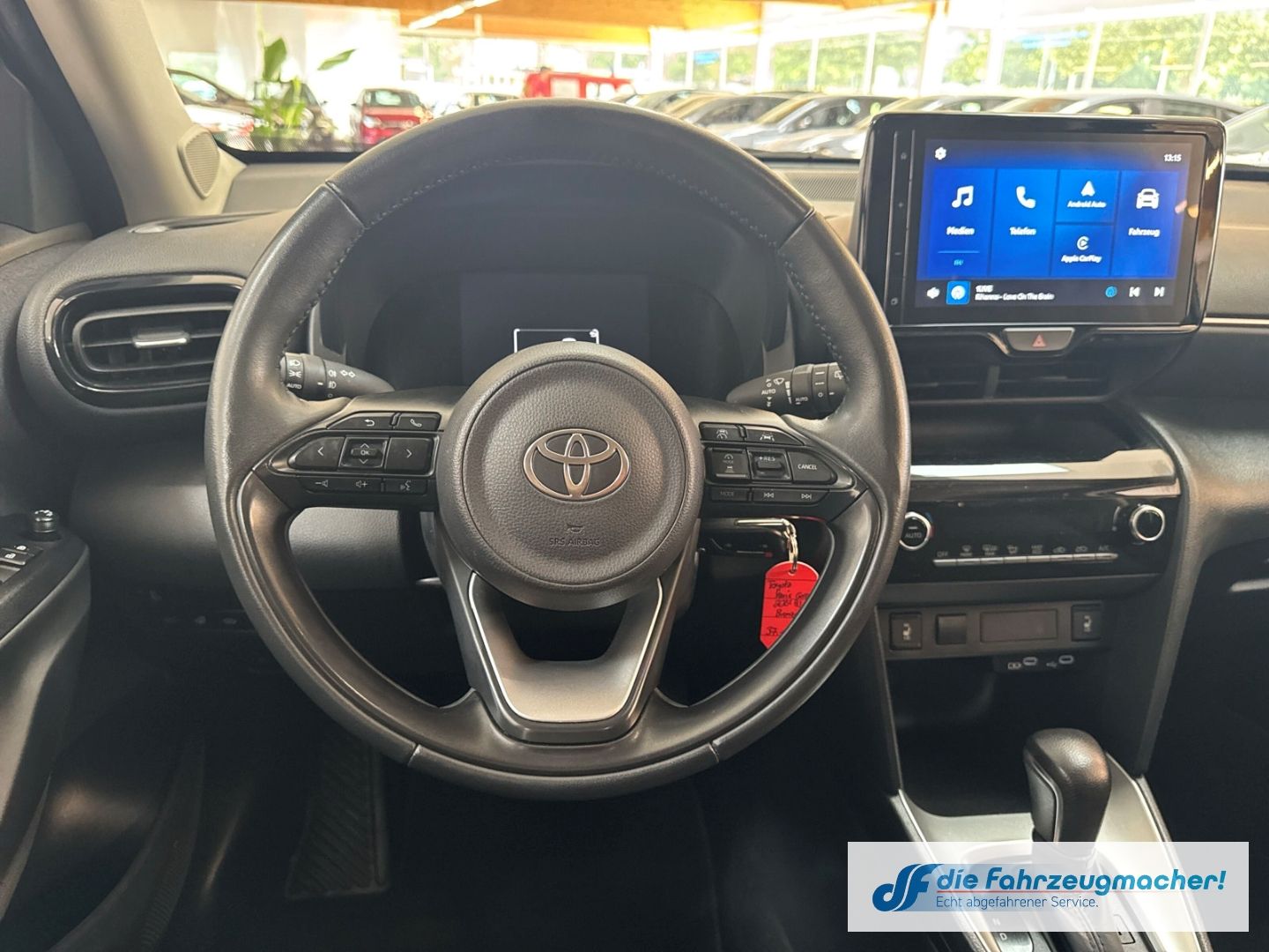 Fahrzeugabbildung Toyota Yaris Cross ACTIVE Hybrid DAB Spurhalteass. Fern