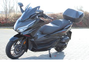 Honda Forza125 Special Edition