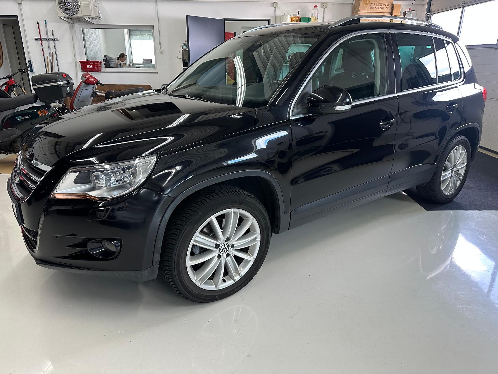 Volkswagen Tiguan Sport & Style 4Motion Pano/Leder/Navi