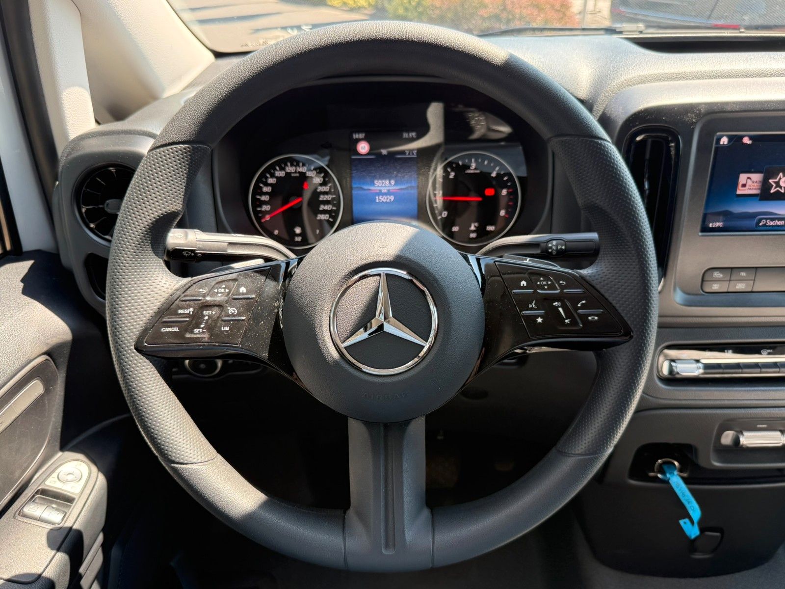 Fahrzeugabbildung Mercedes-Benz Vito 116 CDI 9G Klima Kamera SHZ