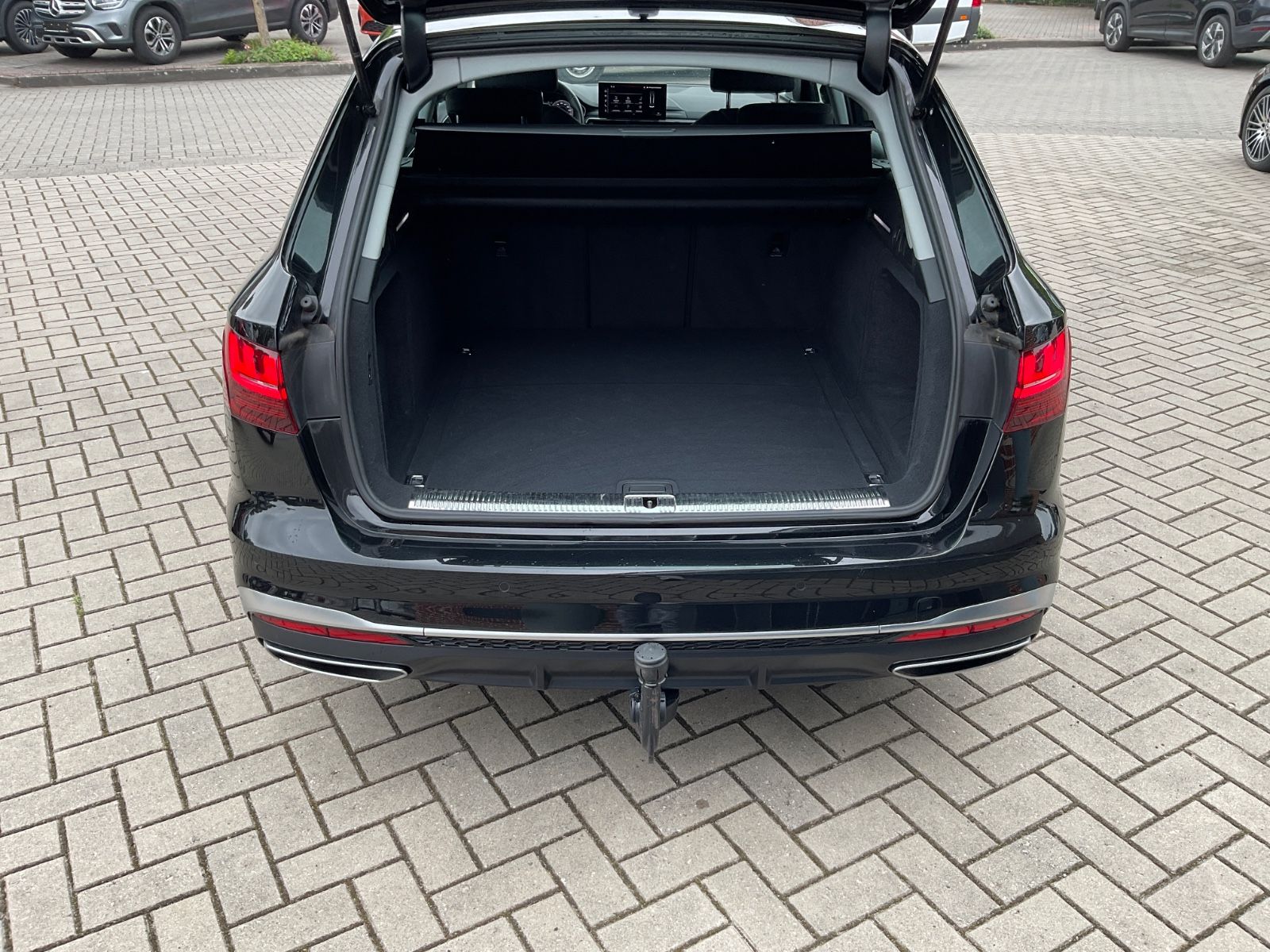 Fahrzeugabbildung Audi A4 Avant 40 TFSI S tronic S line,AHK,ACC,Virtual