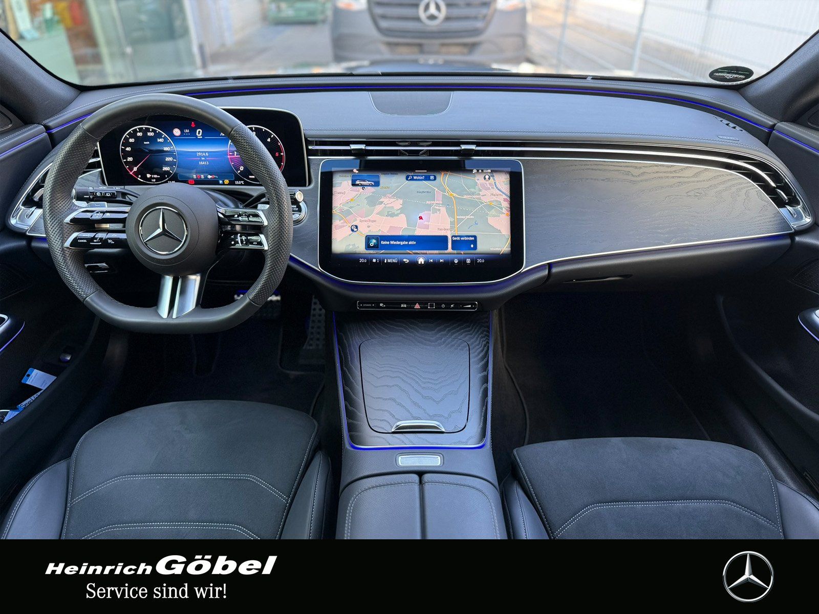 Fahrzeugabbildung Mercedes-Benz E 220 d T AMG*AHK*360°KAM*DIGITAL*MEMORY*TOTWINK