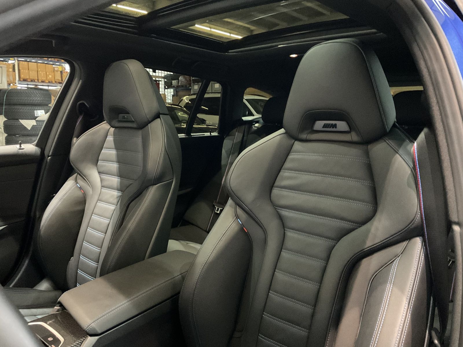 Fahrzeugeinzelansicht 12 Fahrzeugabbildung BMW M340d xDrive |M-Sportpaket pro |Panorama-Glasdac