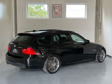BMW 330 - 6