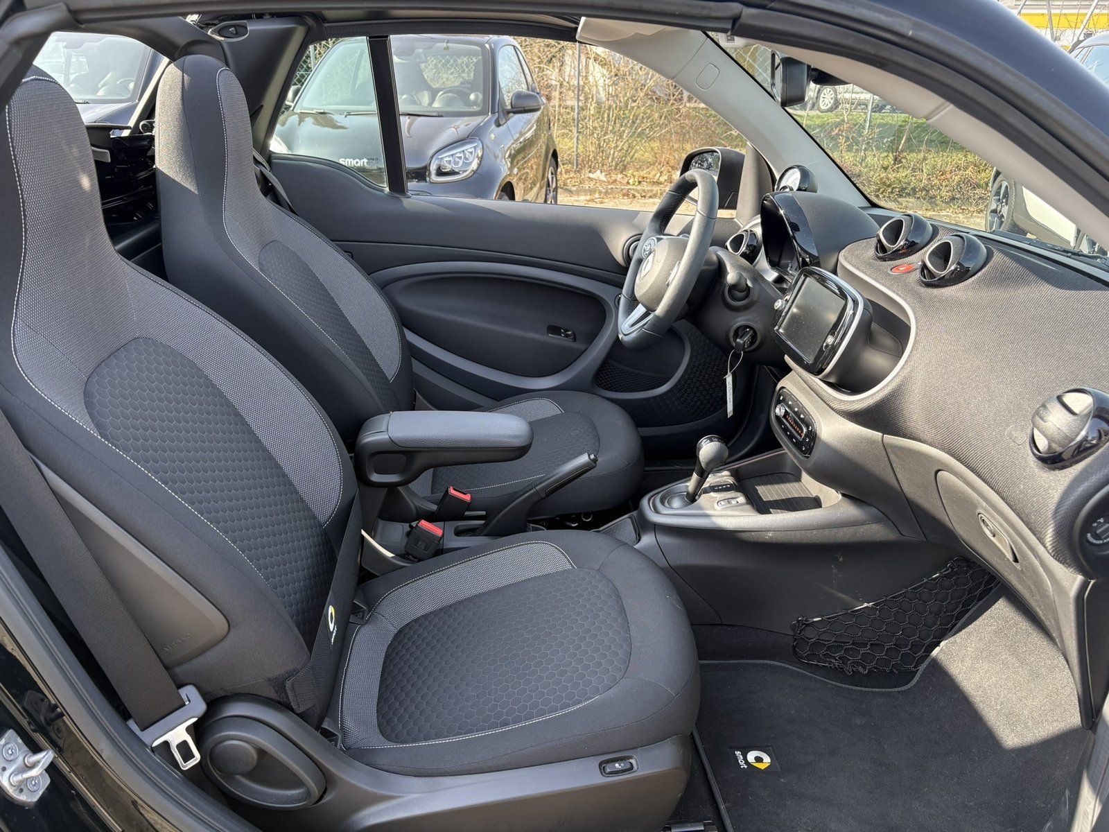 Fahrzeugabbildung Smart EQ*22kW*EXCLUSIVE*CABRIO*APPLE-CARPLAY*ANDROID*