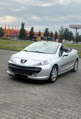 Peugeot 207 CC Automatik Cabrio 1.6 120 VT... - Peugeot 207 in Herne