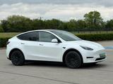 Tesla Model Y / Warranty /Autopilot 4 /Premium Music - Tesla Gebrauchtwagen von 2024