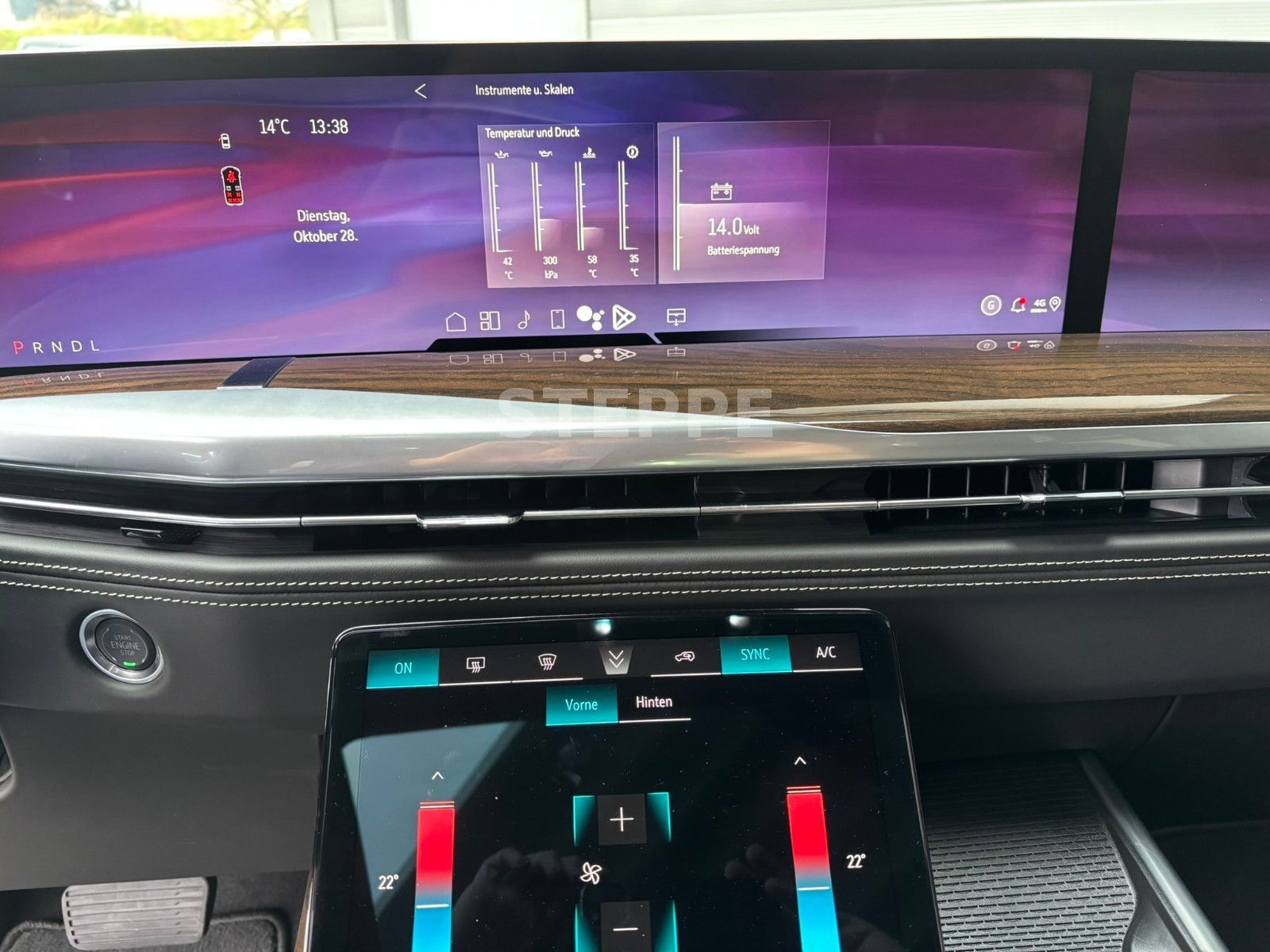 Cadillac Escalade FACELIFT MY26 6.2 V8 Platinum Luxury24"