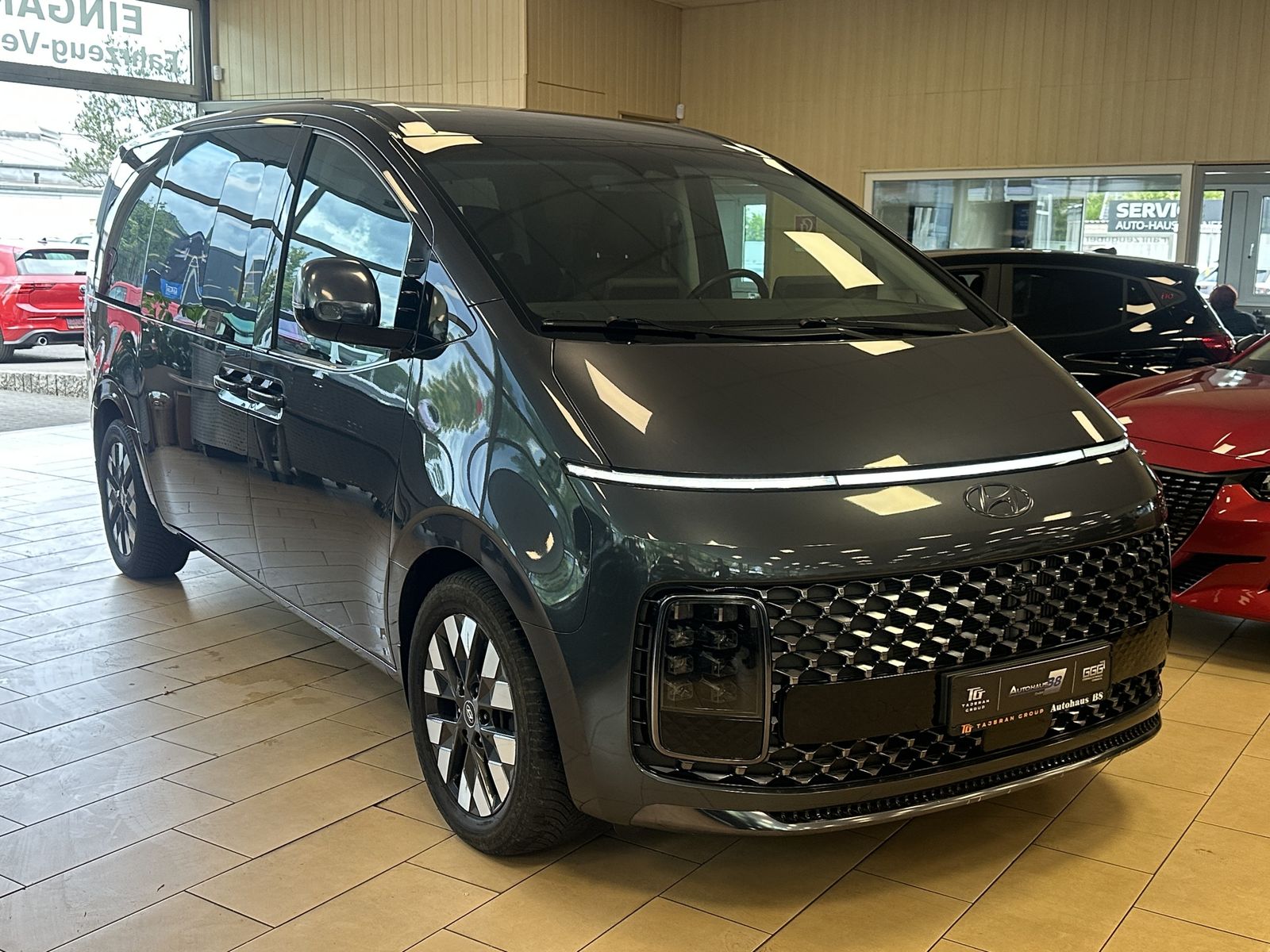 Hyundai Staria Signature*4WD*GARANTIE*NSCC*BOSE*Leder* imagem 3