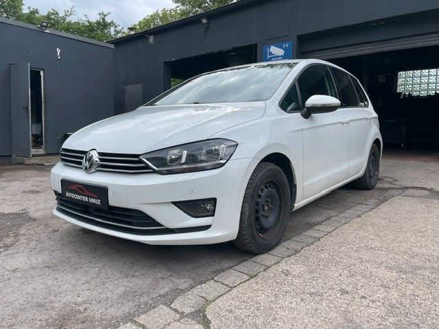 Volkswagen Golf - 1