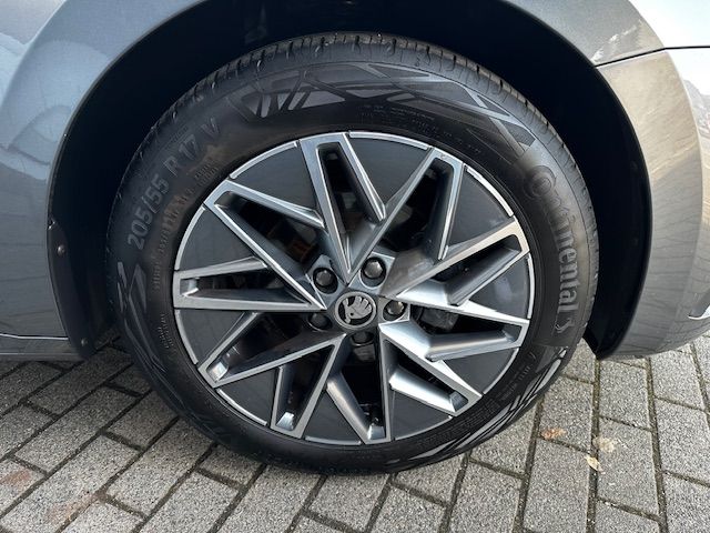 Octavia Combi Tour NAV;AHK;ELHECK;KESSY;CARPLAY