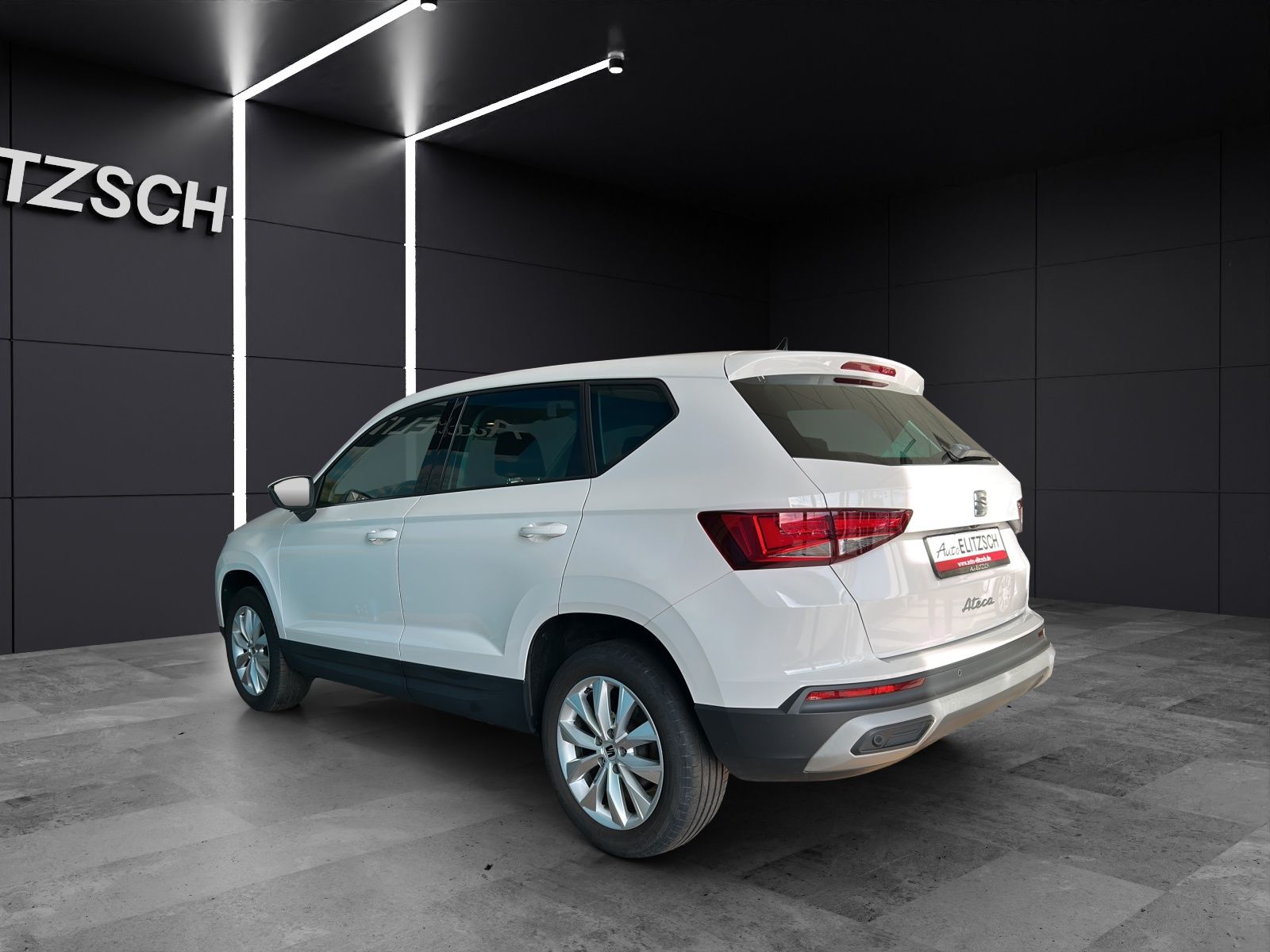 Fahrzeugabbildung SEAT Ateca TSI Style LED Navi GRA RFK SH