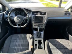 VW Golf Foto 6