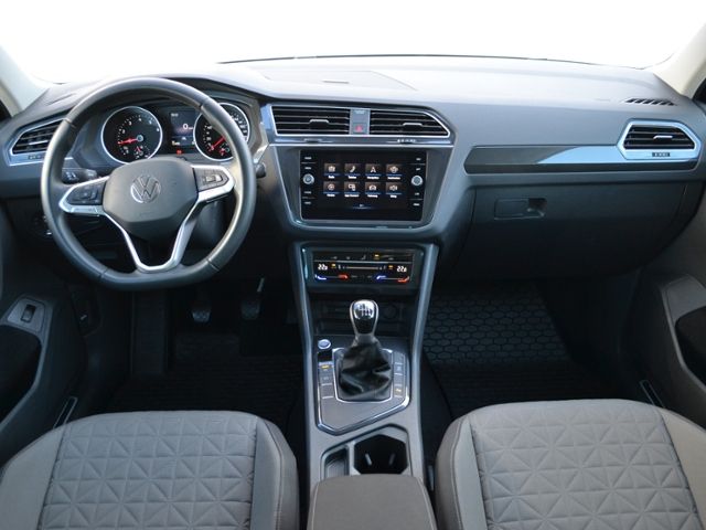Tiguan 1.5 TSI Life AHK/MATRIX/17-ZOLL/APP-CONNE